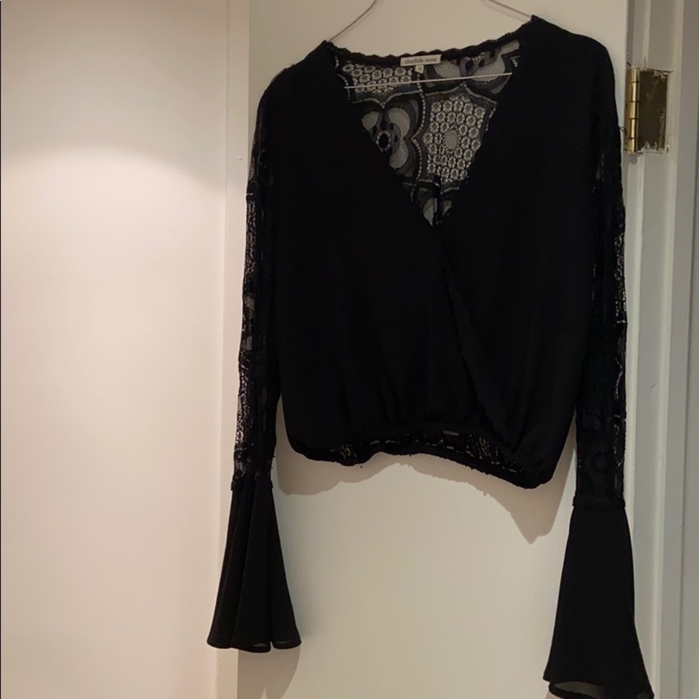 BLACK LACE BELL SLEEVE BLOUSE
